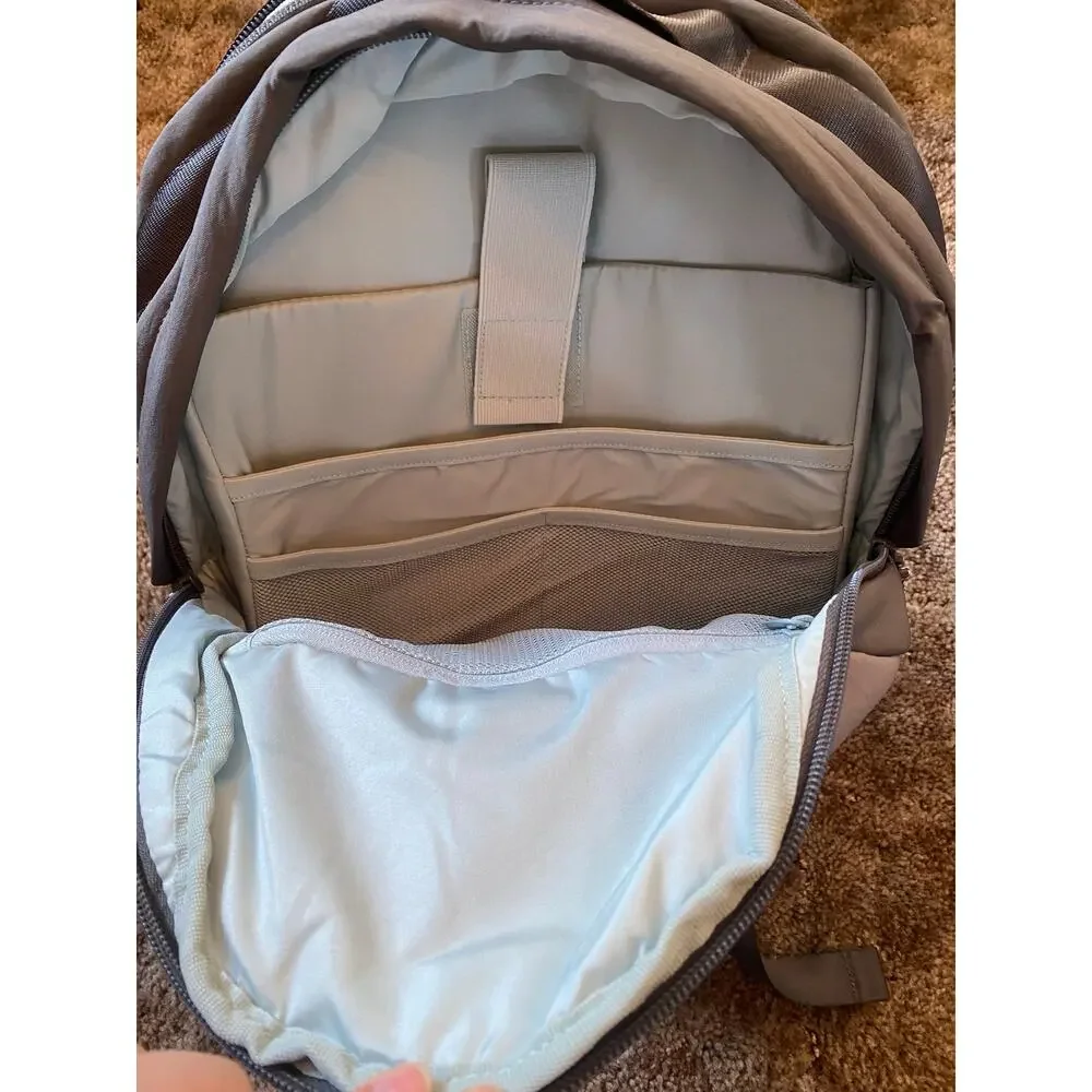 Bagsmart durable backpack
